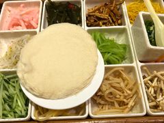 32年井水丝娃娃-怪噜范·老贵阳街头名小吃(世纪金源旗舰店)