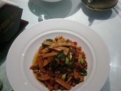 -小隐院子·庭院餐厅(大学城后湖店)