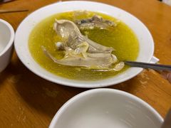 清炖母鸡汤-老丘丘(较场口店)