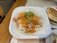 传统米皮-子午路张记肉夹馍(小寨西路店)