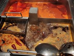 -海底捞火锅鲜切牛肉主题店(长寿路店)
