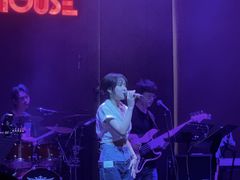 -TZ House音乐现场(来福士中心店)