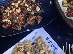 -何师烧烤·香辣蟹·川菜·30年老品牌(太古里旗舰店)