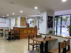 大堂-草桥清真牛肉锅贴扁食店