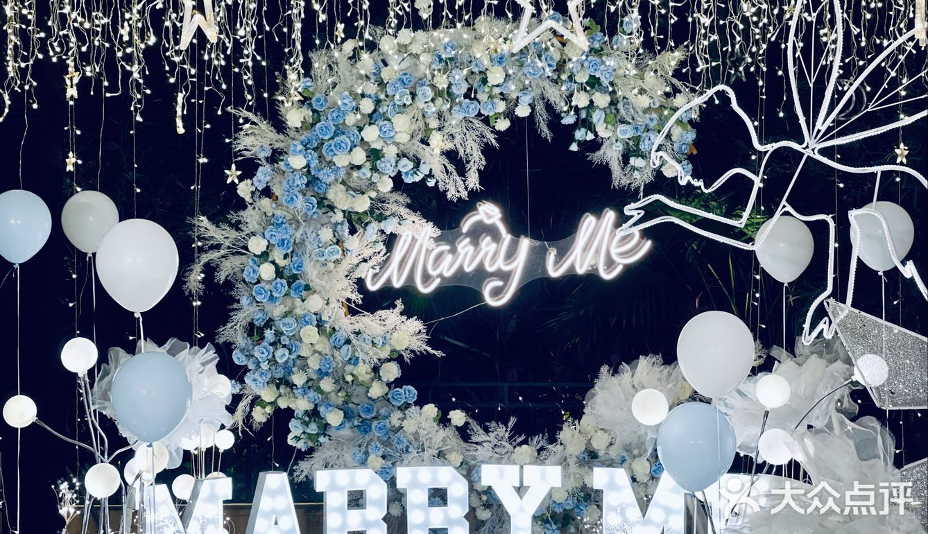 静谧蓝❄️餐厅露台浪漫求婚布置|求婚策划