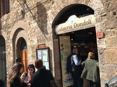 -Gelateria Dondoli