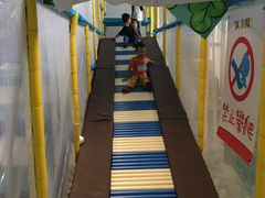 -蒙特利亲子乐园