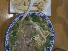 -八百里牛肉汤(盖饭·锅贴·万象城店)