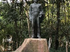 包 兆龙先生塑像-浮庄