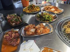 -马路牙子烧烤音乐酒馆(望京店)