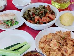 -北京龙庆四季香农家饭庄·灶台鱼·碳烤虹鳟鱼(龙庆峡店)