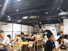 大堂-海盗虾饭·剥好的小龙虾饭(上地辉煌店)