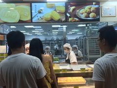 -鲍师傅糕点(百盛西南商都店)