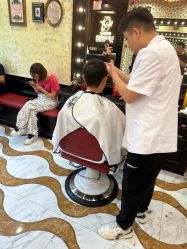 -东方先生国潮男士理发馆