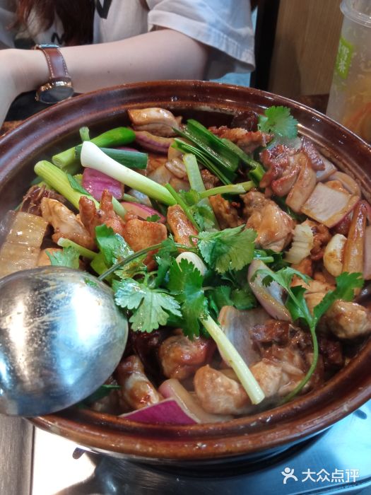 胡须佬鸡煲四季火锅(海雅缤纷城店)鸡煲图片