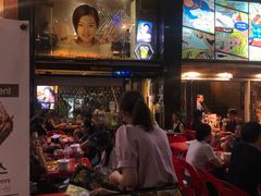 -BHC炸鸡(明洞总店)