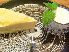 -玛格萝妮(汇智国际商业中心店)