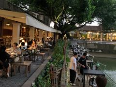 -喜洲吧·江畔老船厂·庭院餐厅(喜临院店)