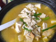 河蚌蒜苗豆腐-阿东农家菜(新场古镇下塘街店)