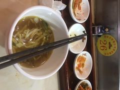 -乡党臊子面(丰庆公园店)