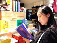 -九又四分之三站台哈利波特商店