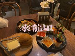 -来龙里 精致 东南亚餐室(万象城店)