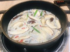 -呷哺呷哺(新世界百货望京店)