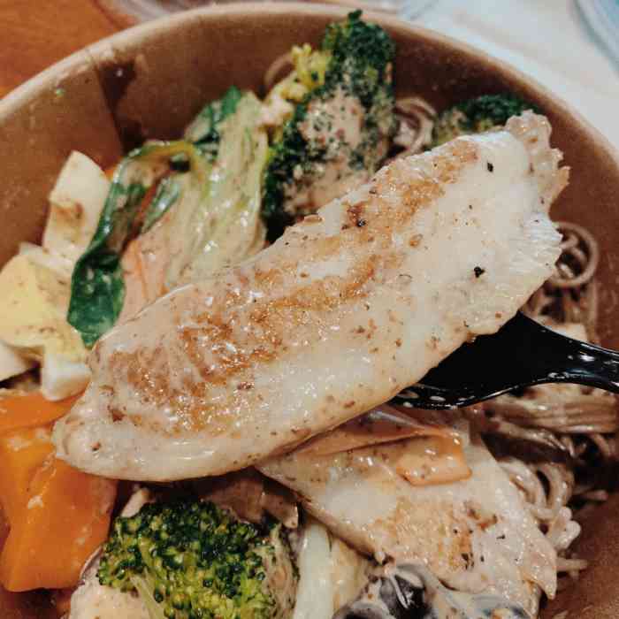 莱维贝贝轻食(望京店)-"点的他家外卖.送货速度很快.菜品味道不错.