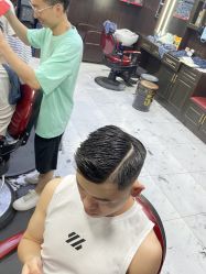 -Barber潮先生男士理发店