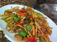 -何氏昌记土鸡店(二分店)