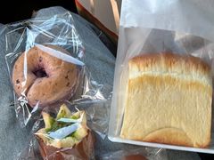 -yeast面包店