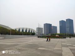 -东方体育中心(地铁站)