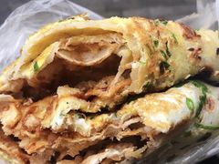 -正宗杂粮煎饼香软鸡蛋饼