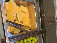 -小鱼小牛(世欧广场店)