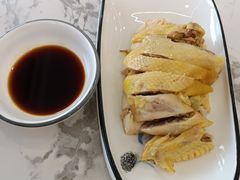 白斩鸡-蟹天蟹地农家菜·阳澄湖大闸蟹(浅水湾店)