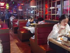 卡座-蛙舍·炭烧牛蛙(东百中心店)