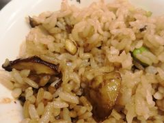 -蔼若春.传承三十年云南菜(金碧公园店)