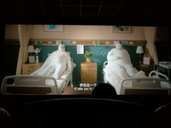 -苏宁影城(激光沙发)