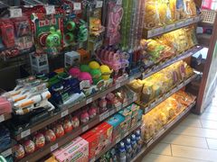 -全家便利店(漕溪北路七店)