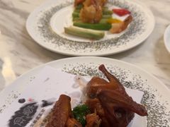-浅深(世茂滨江精品店)