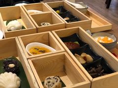 -乐领拈花溪·林涧食韵