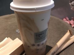 -喜茶(上海打浦桥日月光gelato lab+店)