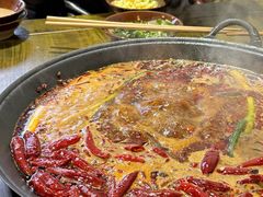 -黄潇洒老火锅(九眼桥宏济巷店)