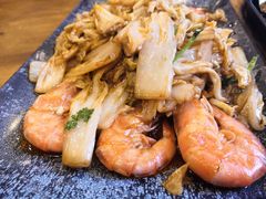 -老东镇啤酒屋海鲜加工·蒸汽海鲜·海鲜烧烤(台东店)