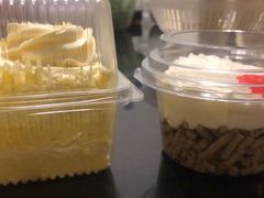 咸芝白脱蛋糕-红宝石·鲜奶小方·海派西点房(丰庄店)