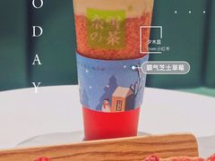 -奈雪的茶(百盛店)