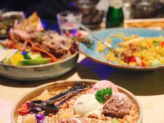 瑞士莫凡彼冰淇淋拼盘-囧吉香生蚝牛排馆(湖北路店)