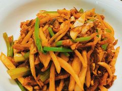 -绿草地·湘菜(悦方ID mall店)
