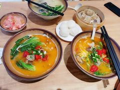 -八一路好吃街(雨田商务大厦店)