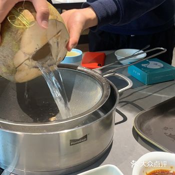 常德最好吃的椰子鸡搬到这里来了！